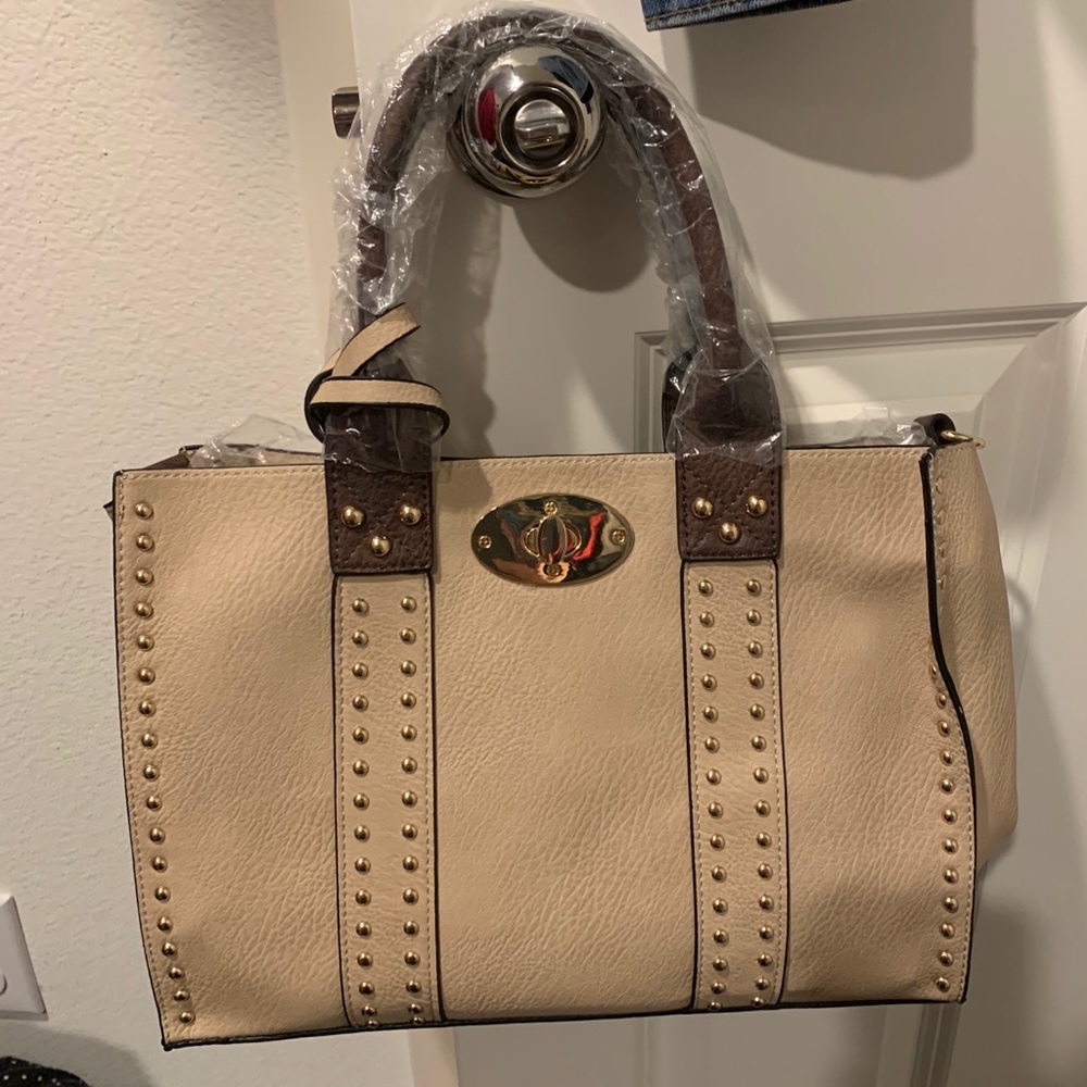 Shoulder purse